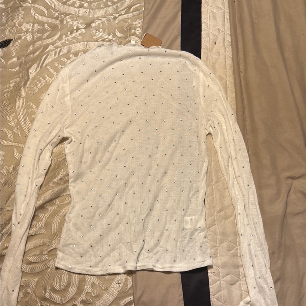 Elegant White Long Sleeve Top